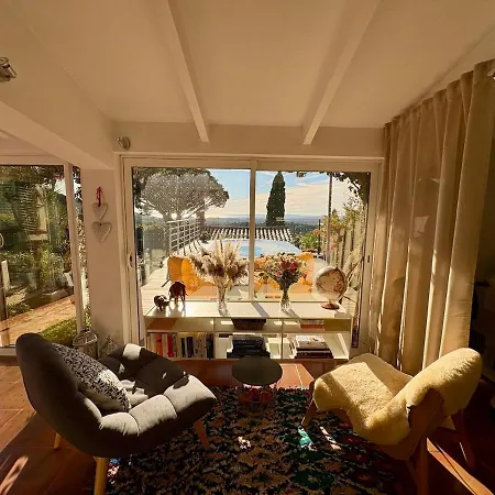 Prázdninový dům Charmante Maison Avec Piscine Et Vue D'exception La Londe-les-Maures