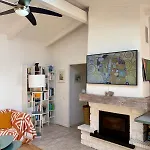 Charmante Maison Avec Piscine Et Vue D'exception Holiday home *
