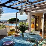 Σπίτι διακοπών Charmante Maison Avec Piscine Et Vue D'exception *