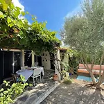 Holiday home Charmante Maison Avec Piscine Et Vue D'exception
