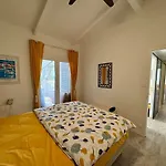 Charmante Maison Avec Piscine Et Vue D'exception