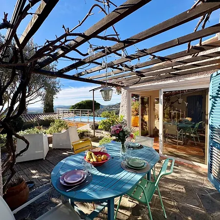 Charmante Maison Avec Piscine Et Vue D'exception La Londe-les-Maures