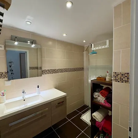 Charmante Maison Avec Piscine Et Vue D'exception *