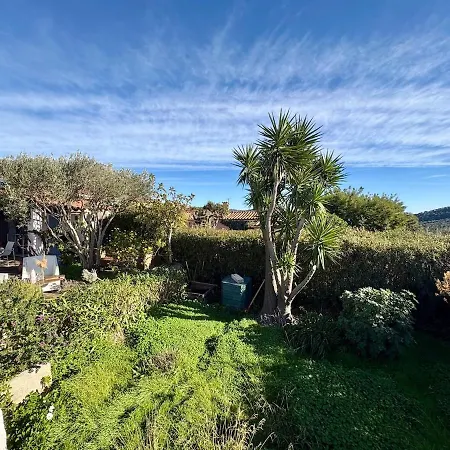 Hébergement de vacances Charmante Maison Avec Piscine Et Vue D'exception *